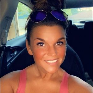 Meet your Posher, Billie